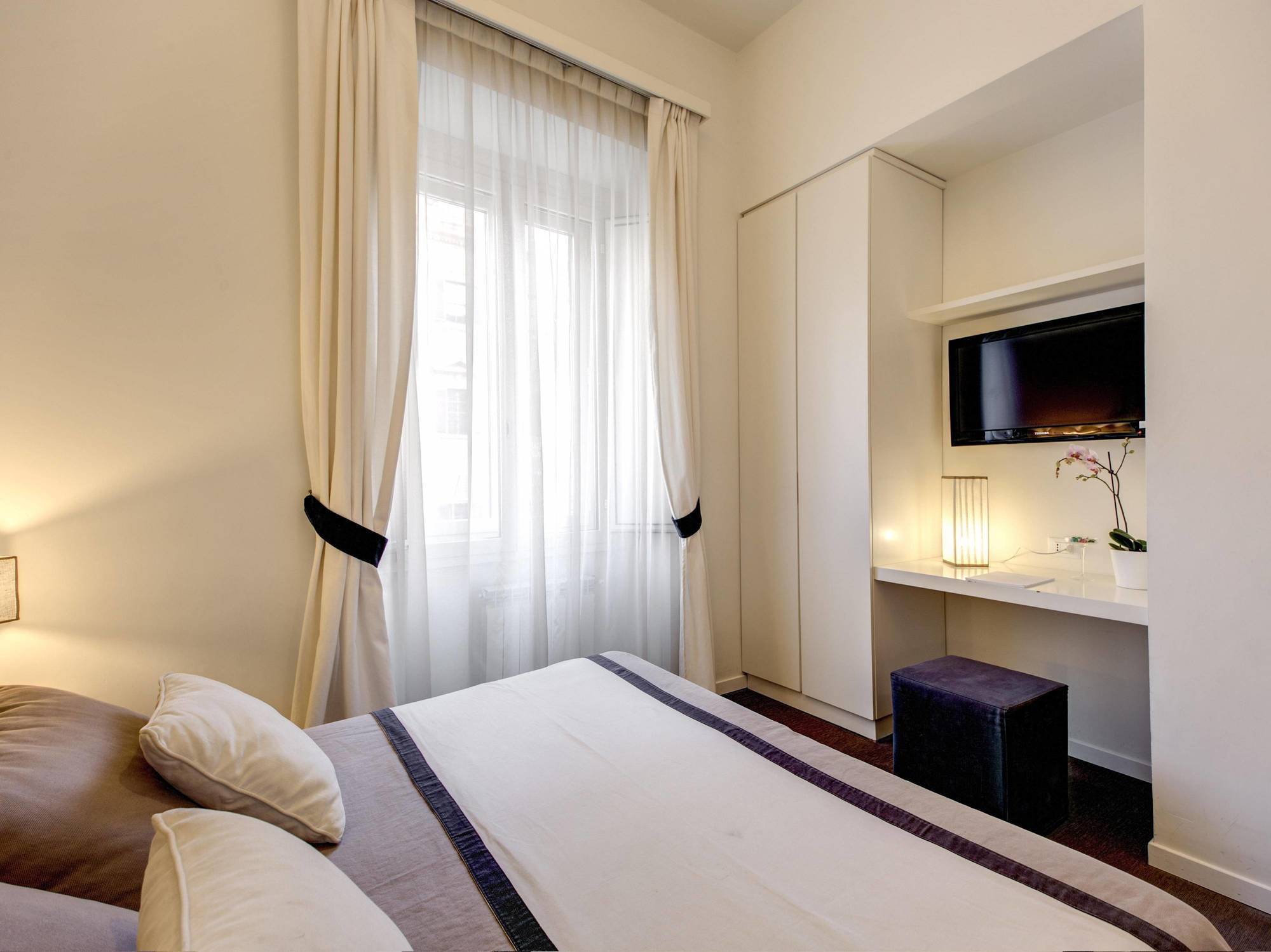 Hotel Residenza Bourbon Roma Exterior foto